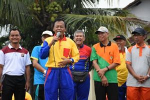 Di Senam LLI, Pairin Janjikan 2.700 Seragam Lansia dan Bantuan 150 Orang Ikut Study Banding Ke Yokyakarta