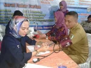 Peringati HKN Ke-54, PWI Pesawaran Galang Donor Darah Bersama PMI