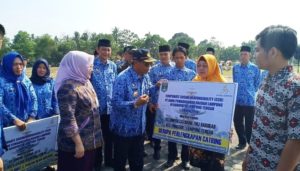 Bappeda Salurkan CSR PT. BANK Lampung Pada Kelompok Usaha Kecil