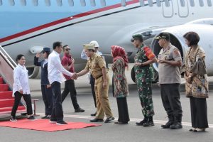 Ditemani Gubernur Ridho Ficardo, Presiden Jokowi Mulai Lawatan di Lampung