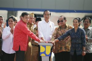 Presiden Jokowi dan Gubernur Ridho Resmikan Jalan Tol Lampung dan Dermaga Eksekutif