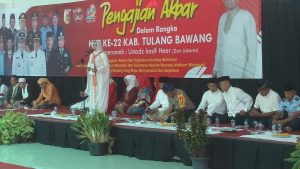 Gelar Pengajian Akbar, Bupati Winarti Ajak ASN Berkomitmen Mengapdi Untuk Masyarakat 
