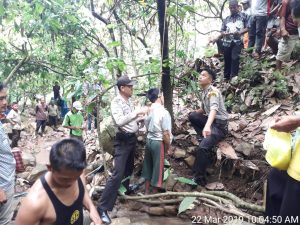 Sering keluhkan Sakit Kepala, Hasan Ditemukan Gantung Diri