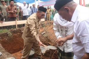 Dengan Gotongroyong Apa Yang Tidak Mungkin, Menjadi Mungkin