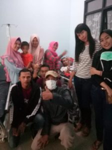 Awal Negok Rekan Sakit Kiki dan Hengki Gelar Silaturahmi Alumni SMP