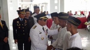 Bupati Loekman Beri Remisi 317 Napi, Lima Orang Bebas