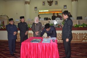 DPRD Tulang Bawang Paripurnakan Empat Raperda Usul Inisiatif, Jadi Perda Kabupaten