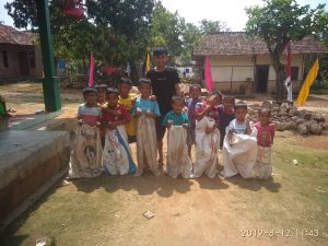17 Agustus Momen Sejarah Anak Taman Rejo Ikuti Perlombaan