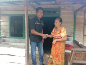Cari Berkah dan Berharap Jauh Dari Musibah, Pengusaha SPBU Simpang Pematang Santuni Lansia