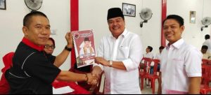 Serius Nyalon Musa Ahmad dan Ardito Wijaya Lengkapi Berkas Pendaftaran di PDIP