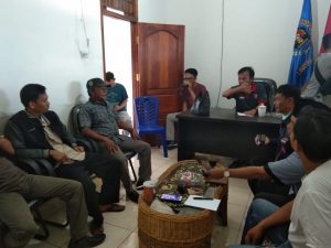 Warga Segala Mider Ungkapkan Keresahan Pencemaran Udara PT KSP ke PWI Lamteng