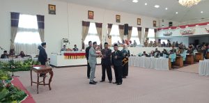 Sumarsono Resmi Pegang Palu Pimpinan DPRD Lamteng