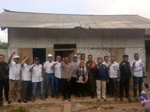 PT MJM Salurkan CSR Untuk Warga Kurang Mampu