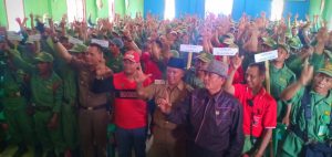 Bupati Loekman Minta Linmas Jadi Garda Terdepan di Tingkat Kampung