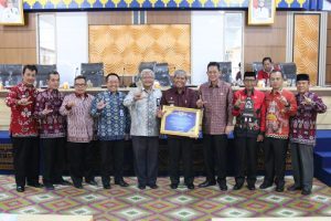 Dibawah Kepemimpinan Bupati Loekman Lamteng Kembali Raih WTP Dari Kemenkeu RI   