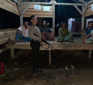 Polsek Bengkunat Patroli Cegah Kriminalitas dan Penyebaran Covid-19