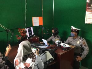 Sat Lantas Polres Lambar Himbau Masyarakat Tidak Panik Covid-19 