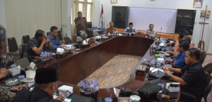 DPRD Kota Metro Terima Kunjungan DPRD Kota Pasuruan, Sharing Mekanismen Bantuan Hibah dan Sosial