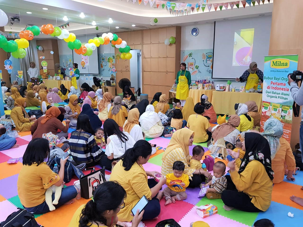 Interaksi Bunda dan Si Kecil di Dalam Acara-Acara Milna 