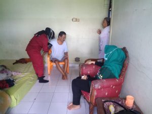 Dr ZAM Zanahriah Jemput Bola Tangani Warga Sakit Struk
