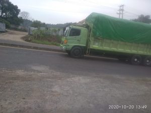 Duh, Jalan Bypass Rusak Karena Mobil Tonase, Warga Minta Dishub Tindak Tegas..
