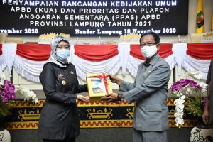 Sampaikan KUA-PPAS APBD Lampung 2021, Nunik : 7,2 Triliun