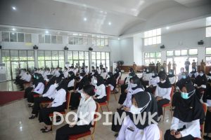 Raden Adipati Surya Serahkan 73 SK CPNS Tahun 2019 Dari Formasi Umum
