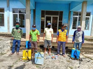 13 Desa di Kecamatan Simpang Pematang Lakukan Penyemprotan Disinfektan Serentak