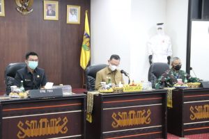 Pemrov Lampung Serahkan Bantuan Kepada Keluarga Korban Kecelakaan Pesawat Sriwijaya Air SJ-182