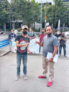 Pemegang Polis AJB Bumiputera 1912 Unjuk Rasa ke OJK, Ini Empat Tuntutannya