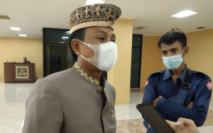 Midi Iswanto Berikan Edukasi Kepada Masyarakat Melalui Sosper