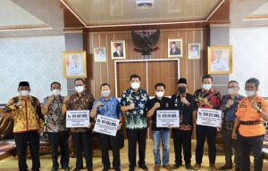 Bupati Musa Ahmad Bantu Empat Kampung Terkena Bencana Alam