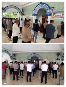 Polres Lamteng Salat Gaib Doakan 53 Awak Kapal KRI Nanggala 402