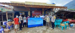 Polda Lampung Bersama Masyarakat Katibung Sosialisasi Prokes dan Sosialisasi Bom Ikan
