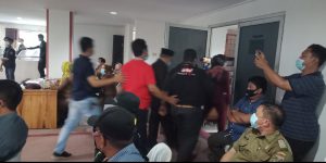 Pengesahan Raperda LPPA Lamteng TA 2020 Diwarnai Dengan Penolakan 