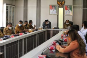 Pemkab Lambar Cari Solusi Tingkatkan Harga Komoditas Pertanian
