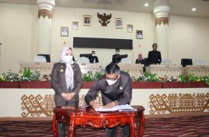 DPRD Tulang Bawang Paripurnakan Pembicaraan Tingkat II Raperda P-APBD 2021