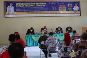 Bupati Parosil Evaluasi Penanganan Covid-19