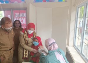 Eva Dwiana: Vaksinasi Anak Usia 6-11 Sudah 100 persen