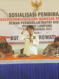 Budhi Condrowati Edukasi Bahaya Radikalisme ke Para Guru PAI se-Tubaba