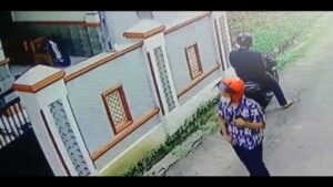 Warga Resah, Maling Motor di Way Kandis Terekam CCTV