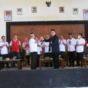 Bupati Dawam Terima KKN Unila