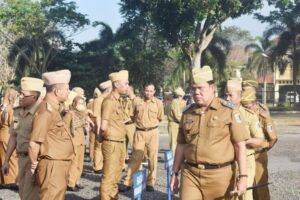 Wabup Lamtim Azwar Hadi Berikan Teguran Kepada Pegawai Yang Tidak Mengikuti Apel Mingguan