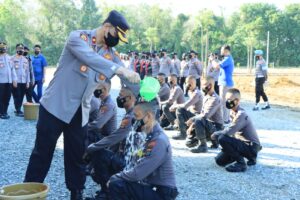 Polres Tubaba Gelar Upacara Tradisi Penyambutan Bintara Remaja Diktuk Brigadir Polri T.A. 2022 