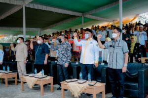Arinal Djunaidi, Bachtiar Basri dan Lukman Hakim Dapat Penghargaan di HUT ke-22 LPM Provinsi Lampung