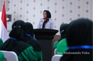 Bupati Tuba Winarti Melepaskan 42 Mahasiswa/i STAI Tuba Yang Akan Melaksanakan KKN  Di Kab.Tuba Secara Resmi