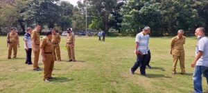 Gerak Cepat, Tim Unila dan Provinsi Tinjau Langsung Lapangan Sepak Bola Unila