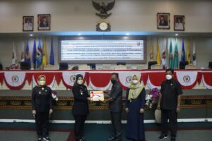 Wagub Chusnunia Sampaikan 4 Raperda Prakarsa Pemprov Lampung 