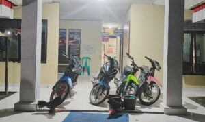 Polisi Gerebek Lokasi Judi Sabung Ayam di Penawartama