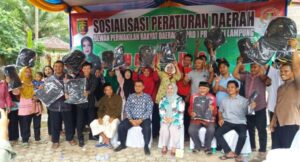 Hanifah Minta Masyarakat Padang Cermin Budayakan Rembug Desa Atasi Persoalan dilingkungan Sekitar